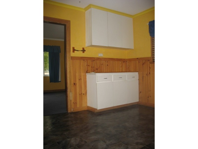 8 Gordon Square, George Town TAS 7253