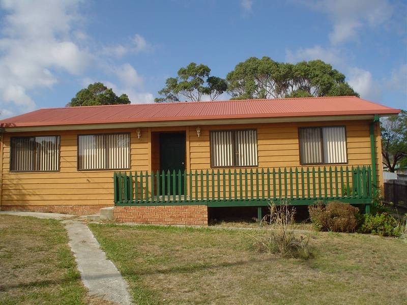 23 Ernest Street, Beauty Point TAS 7270