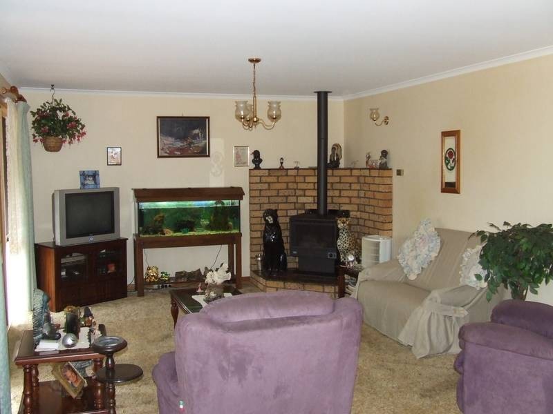 5 Kitchener Avenue, Beauty Point TAS 7270