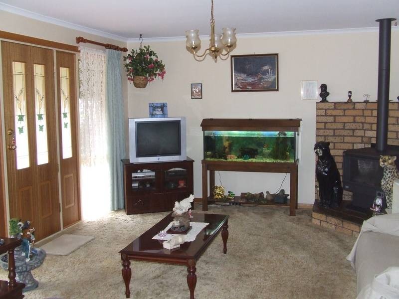 5 Kitchener Avenue, Beauty Point TAS 7270