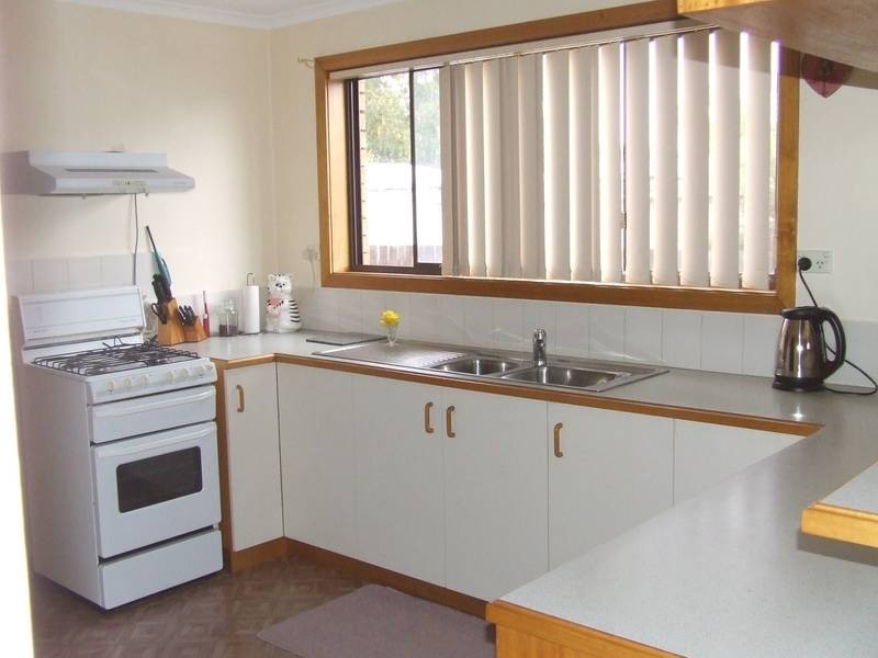 5 Kitchener Avenue, Beauty Point TAS 7270