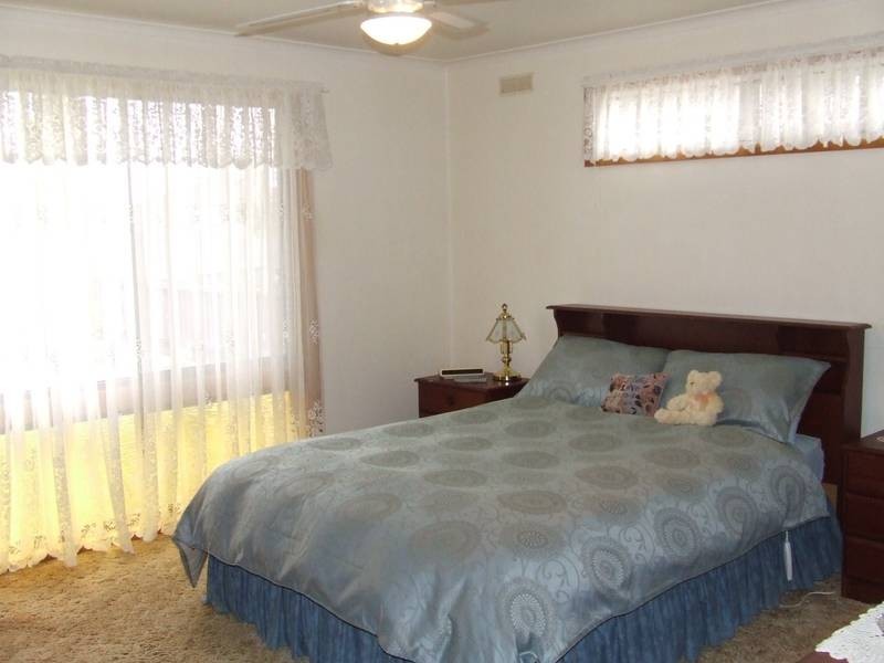 5 Kitchener Avenue, Beauty Point TAS 7270