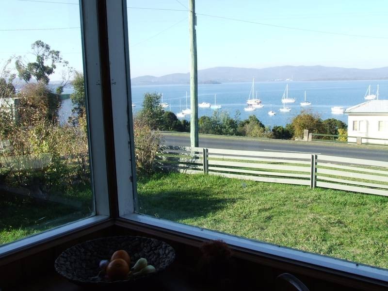 71 Flinders Street, Beauty Point TAS 7270