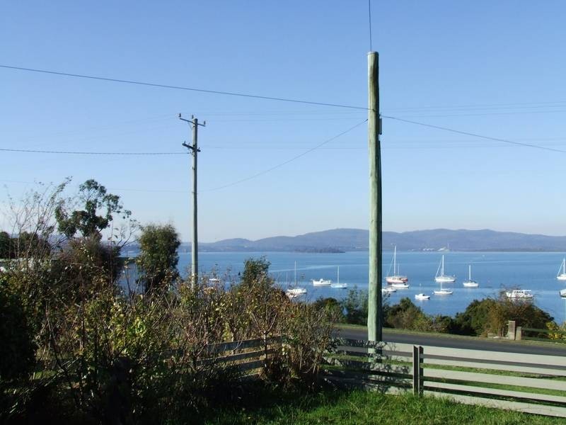 71 Flinders Street, Beauty Point TAS 7270
