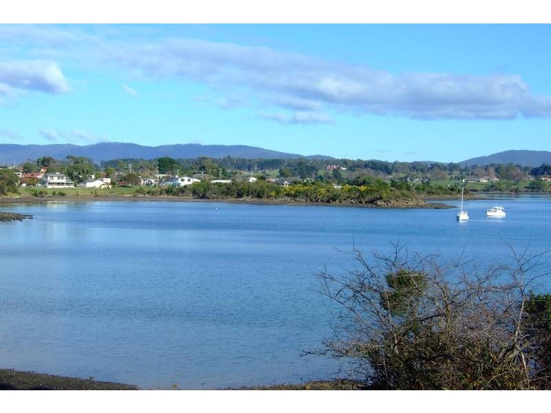 12 Reece Street, George Town TAS 7253