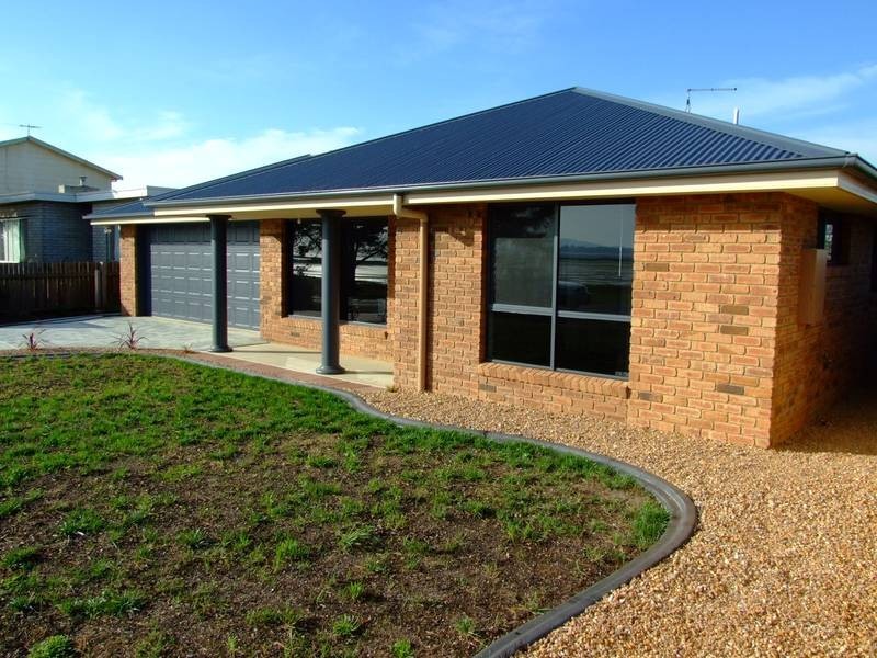 14 LowHead Road, George Town TAS 7253