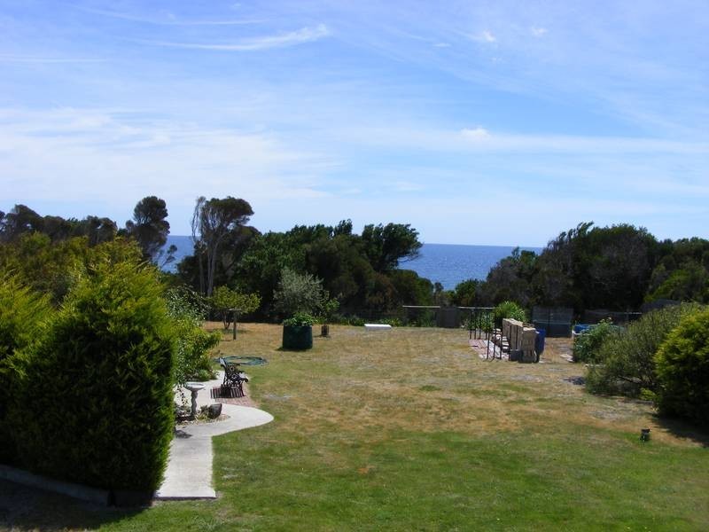 20 Seascape Drive, Lulworth TAS 7252