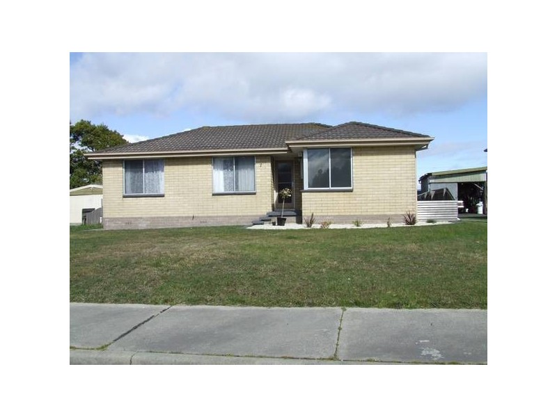 7 Gillham Avenue, George Town TAS 7253
