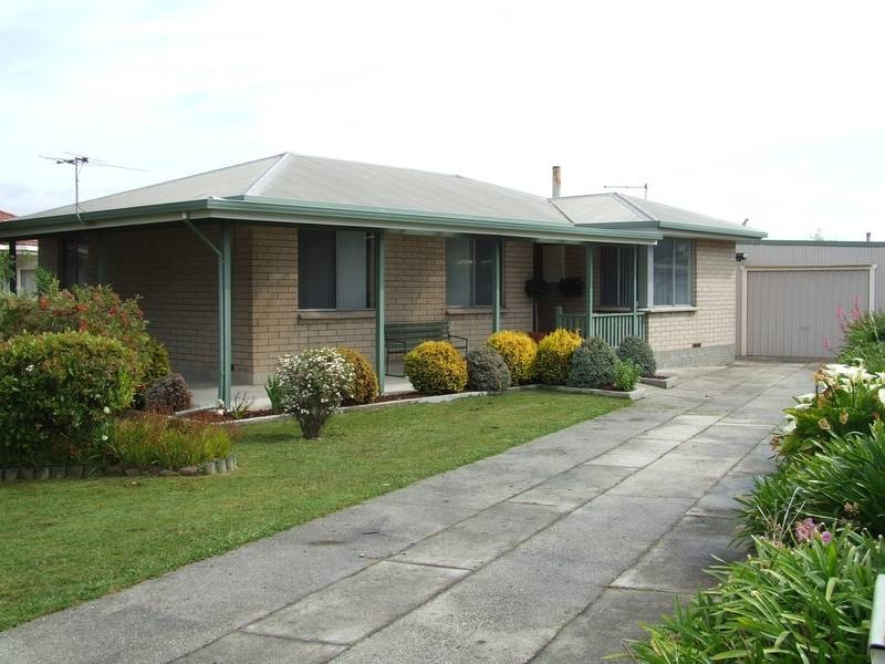 9 Brown Avenue, George Town TAS 7253