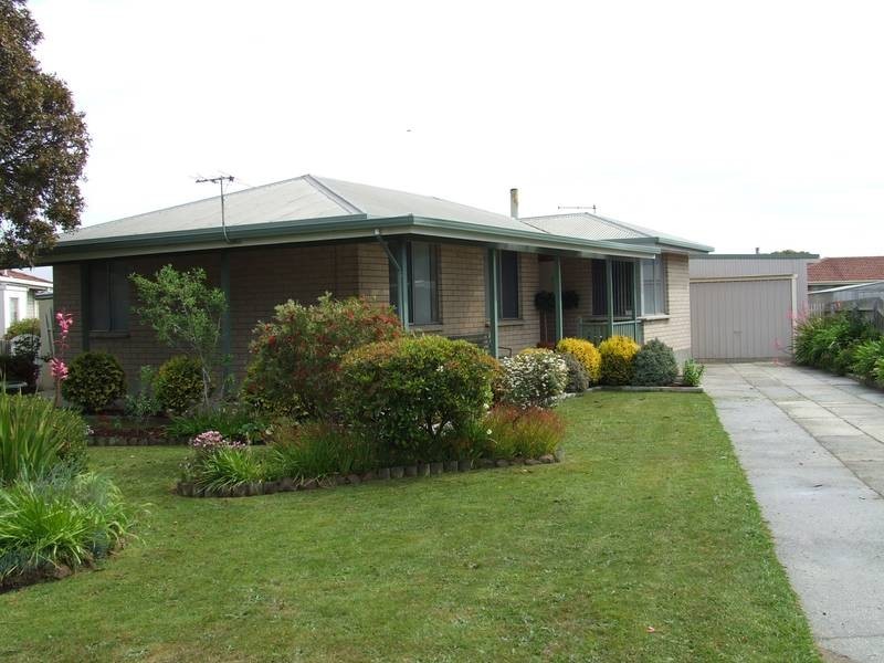 9 Brown Avenue, George Town TAS 7253