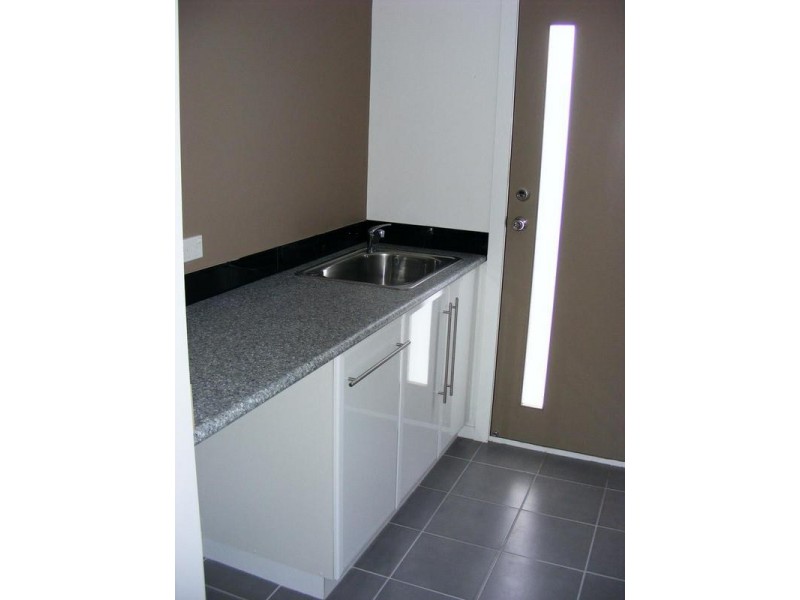 2/39 Button Street, Mowbray TAS 7248