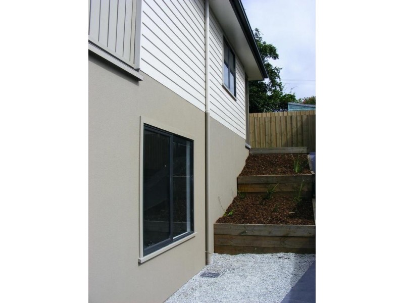 2/39 Button Street, Mowbray TAS 7248