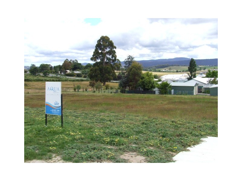 2 Sunrise Drive, Legana TAS 7277