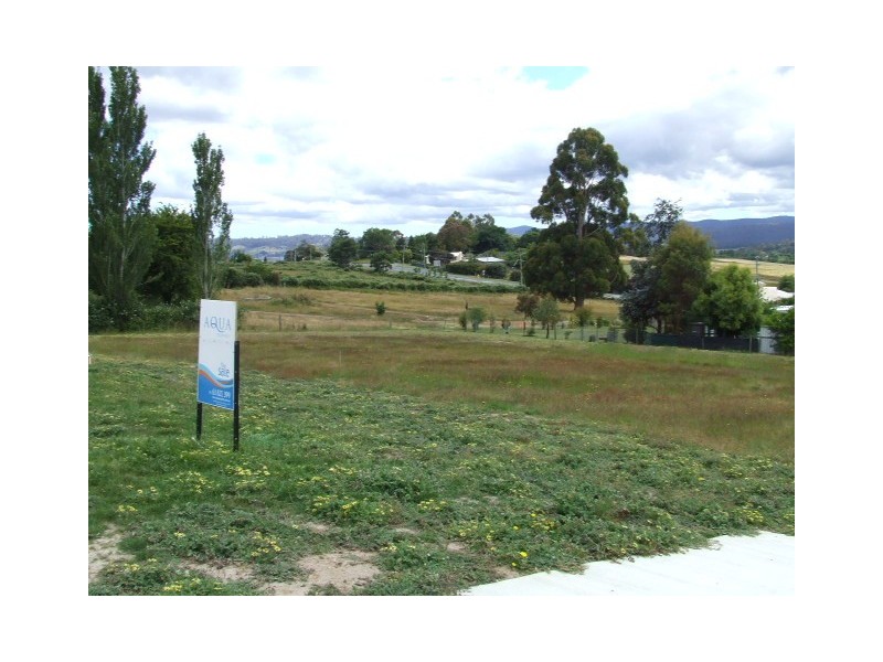 2 Sunrise Drive, Legana TAS 7277