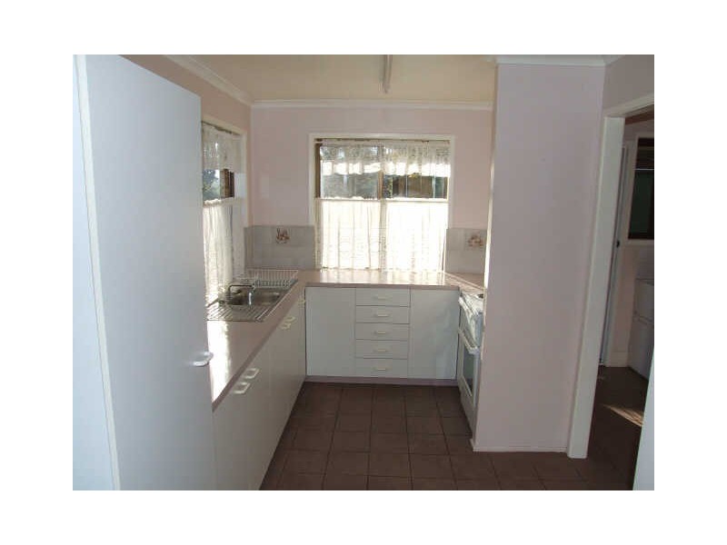 Unit 3 / 106 Baynes Street, Wondai QLD 4606