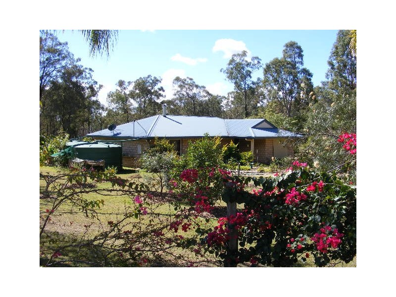 52 Hustons Road, Wondai QLD 4606