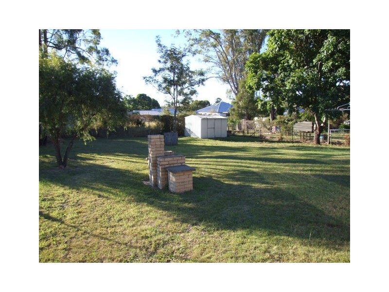 89 Baynes Street, Wondai QLD 4606