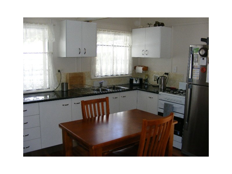 7 Gwen Street, Hivesville QLD 4612