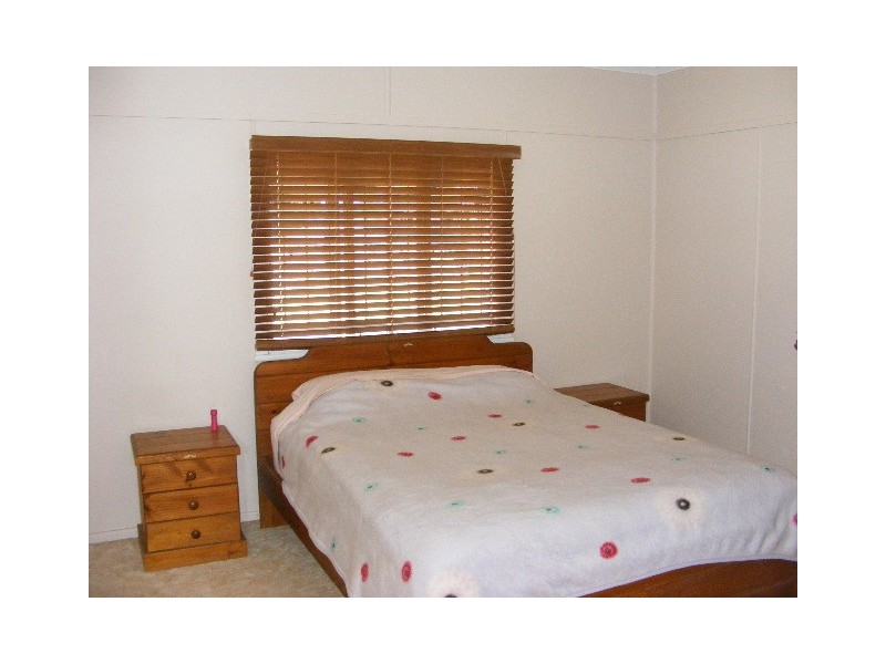 7 Gwen Street, Hivesville QLD 4612