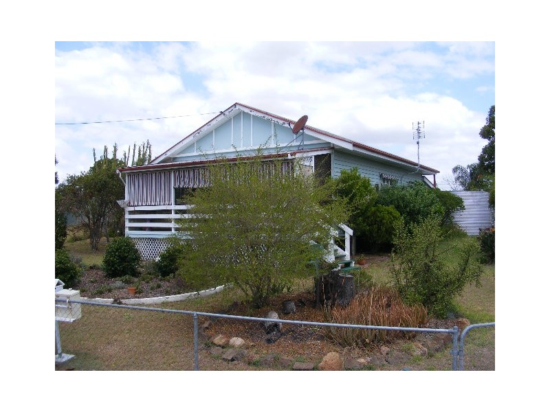 14 Wondai Road, Wondai QLD 4606