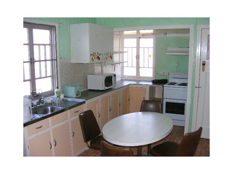 14 Wondai Road, Wondai QLD 4606