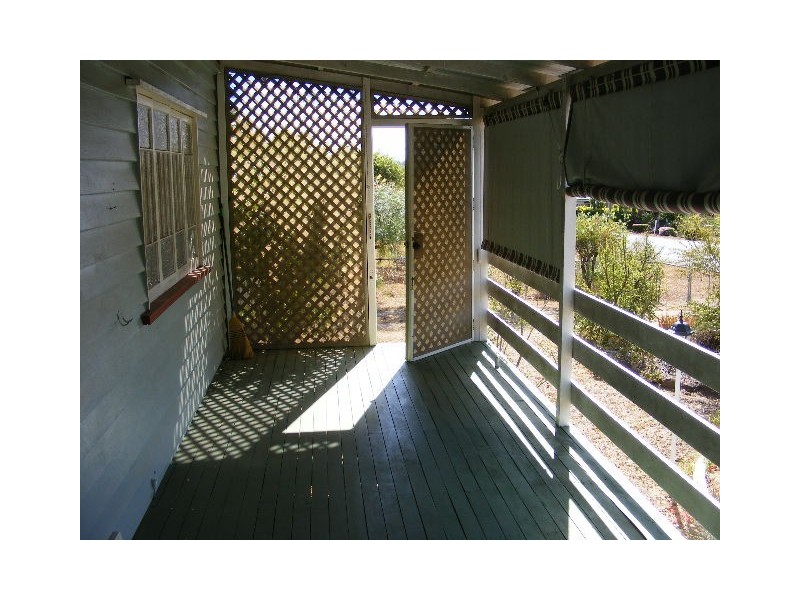 14 Wondai Road, Wondai QLD 4606