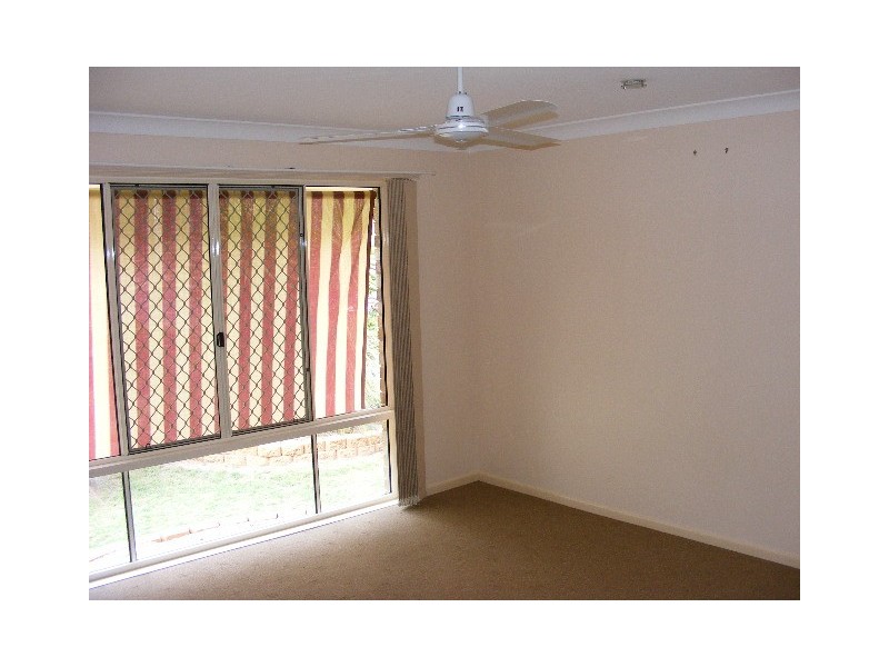 11 South Street, Wondai QLD 4606