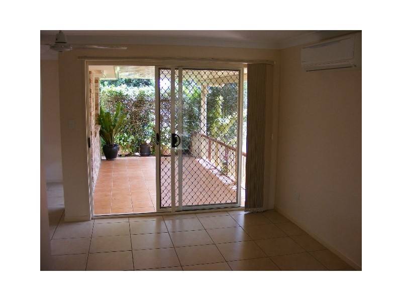 11 South Street, Wondai QLD 4606