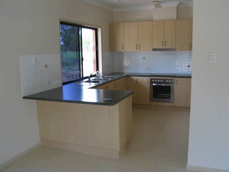 92 Lysdale Road, Wondai QLD 4606