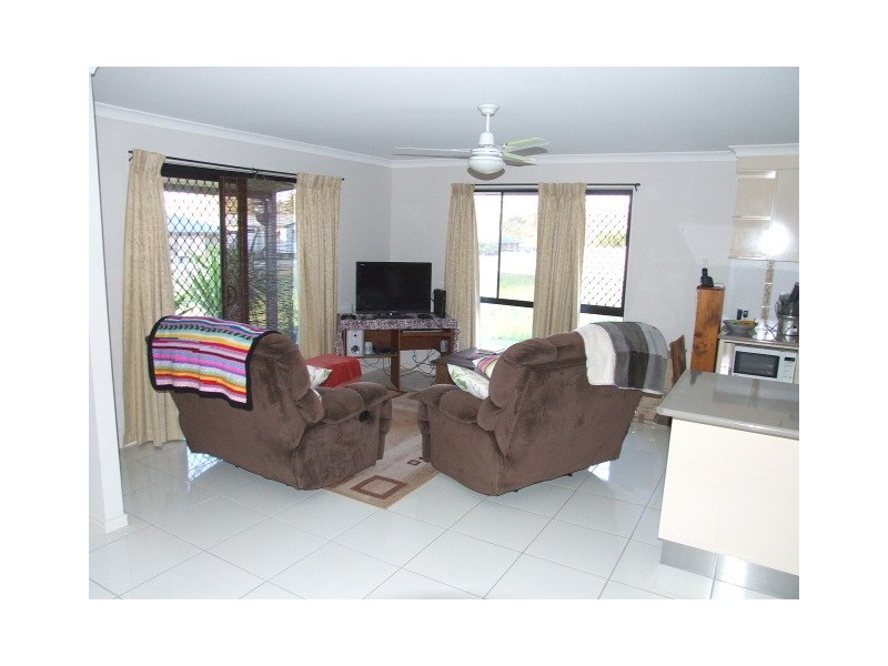 31 Grant Crescent, Wondai QLD 4606