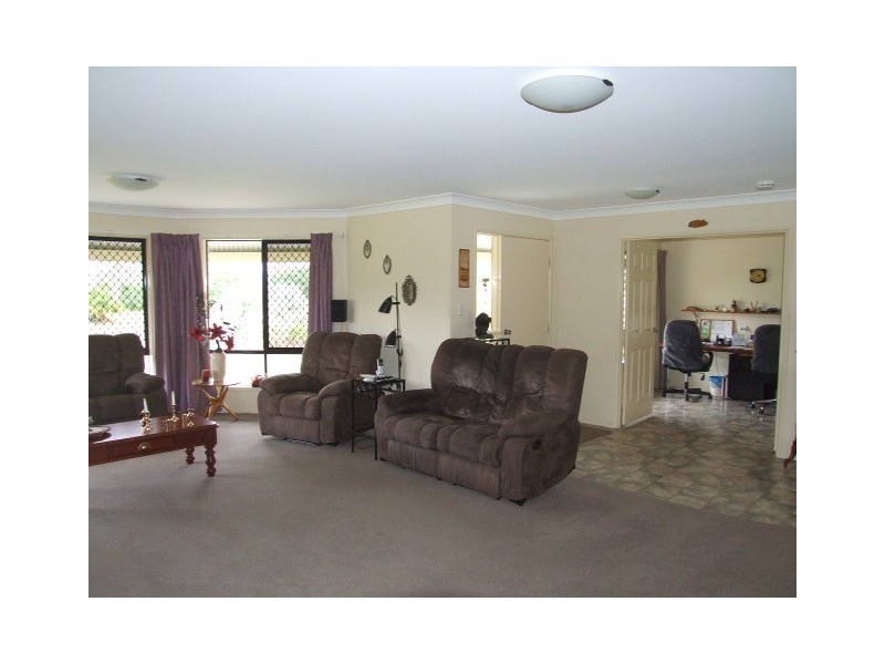 36 Amaroo Drive, Wondai QLD 4606