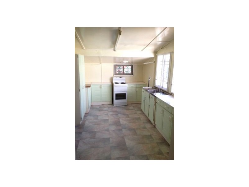 41 Baynes Street, Wondai QLD 4606