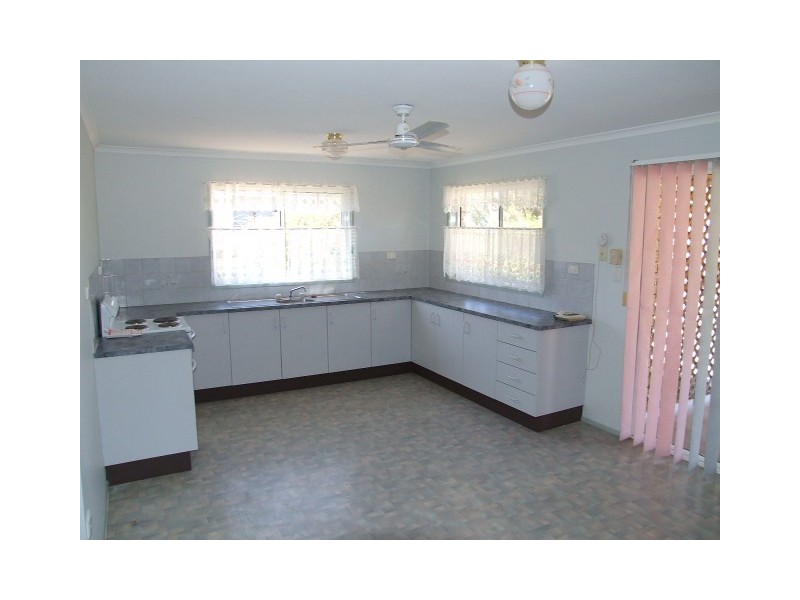 86 Pring Street, Wondai QLD 4606