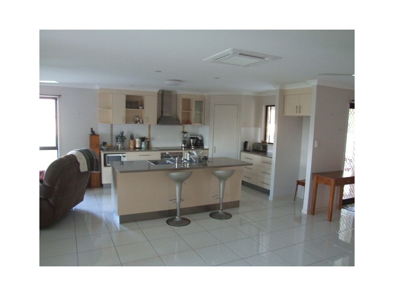 31 Grant Crescent, Wondai QLD 4606