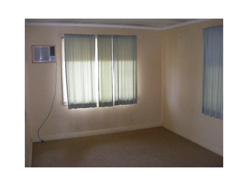 35 Edwards Street, Wondai QLD 4606