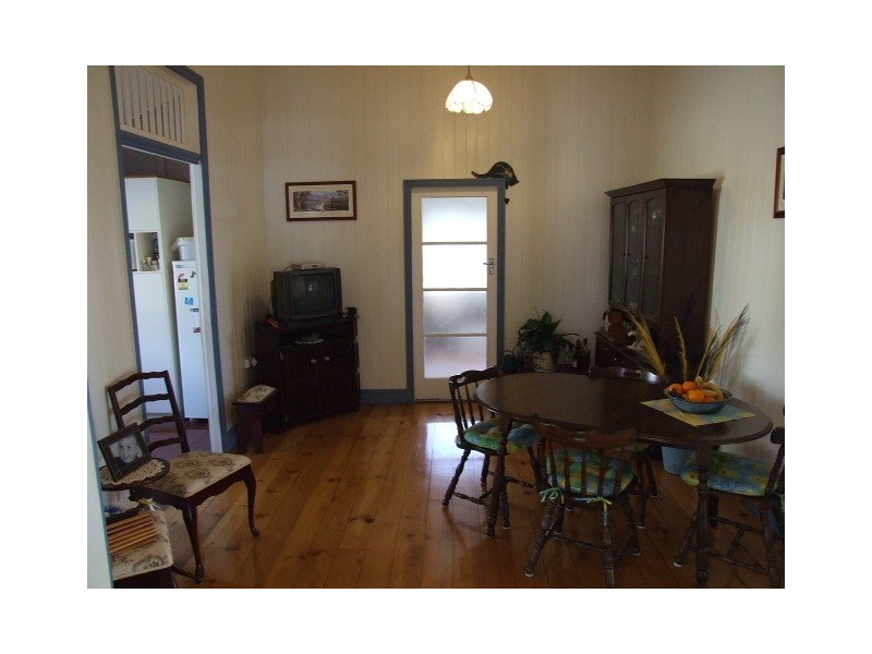 10 Baynes Street, Wondai QLD 4606