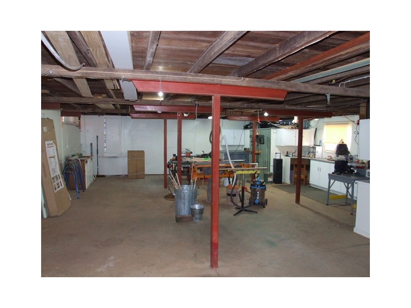 10 Baynes Street, Wondai QLD 4606