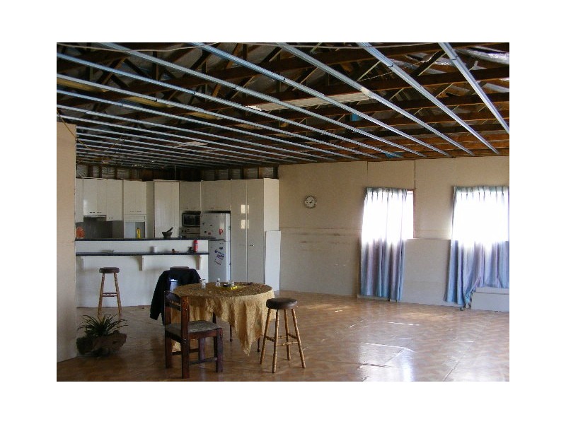 2-3 Farrers Street, Mondure QLD 4611