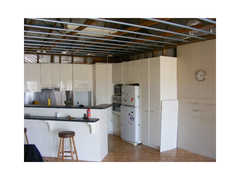 2-3 Farrers Street, Mondure QLD 4611