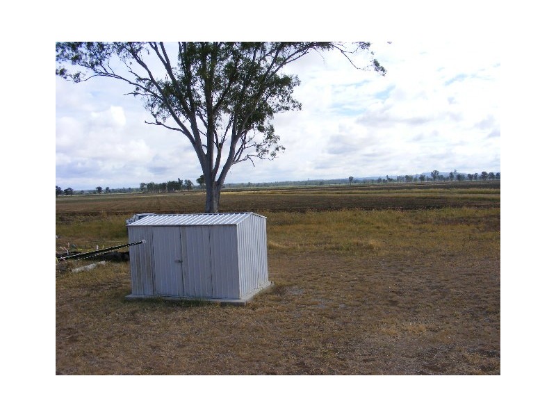 2-3 Farrers Street, Mondure QLD 4611