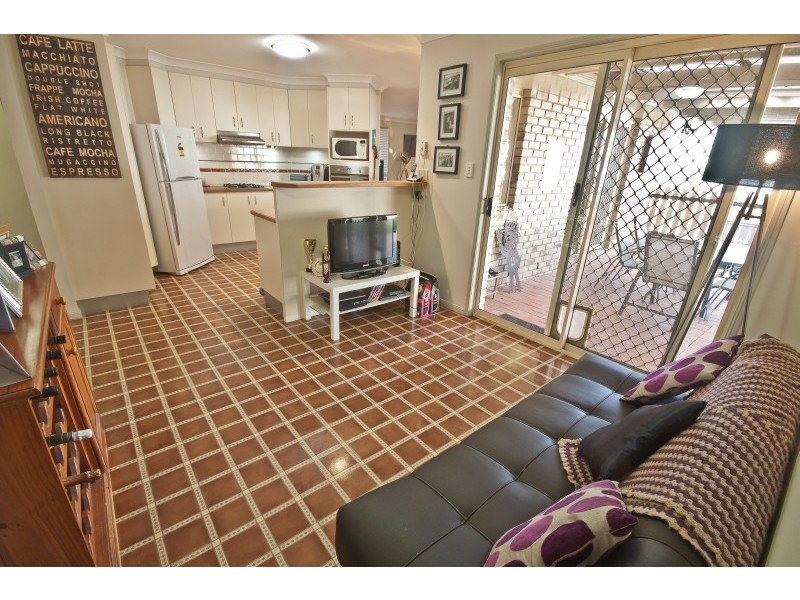 13 Warren Court, Wondai QLD 4606
