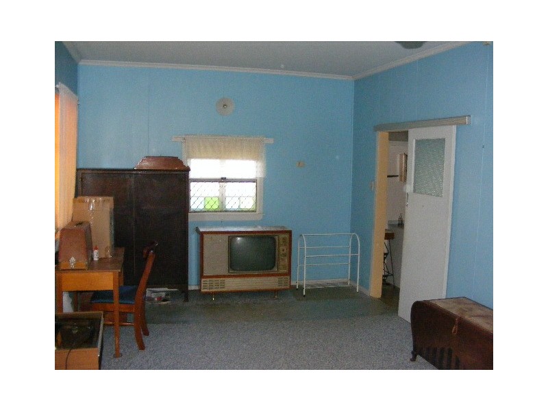 42 CADELL STREET, Wondai QLD 4606