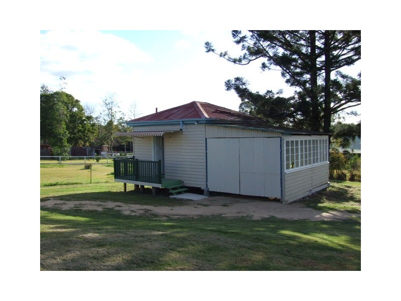 91 Pring Street, Wondai QLD 4606