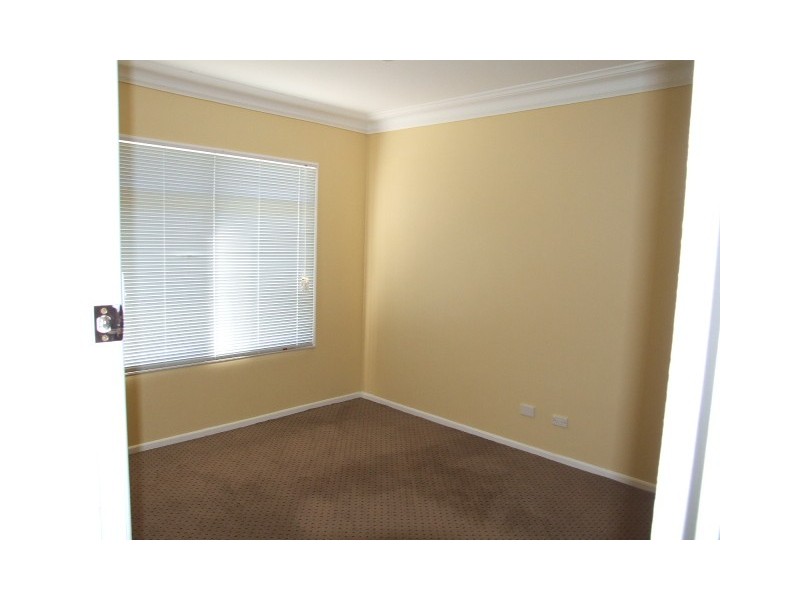 91 Pring Street, Wondai QLD 4606