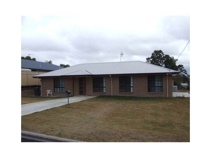 5 Burns Crescent, Wondai QLD 4606