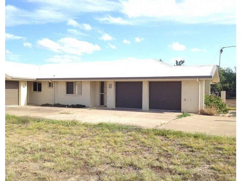 1/22 McILhatton Street, Wondai QLD 4606