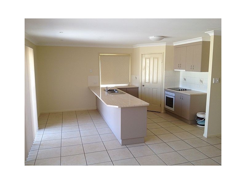 1/22 McILhatton Street, Wondai QLD 4606
