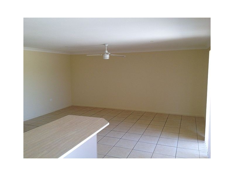 1/22 McILhatton Street, Wondai QLD 4606