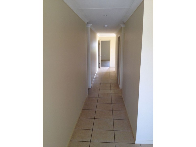 1/22 McILhatton Street, Wondai QLD 4606