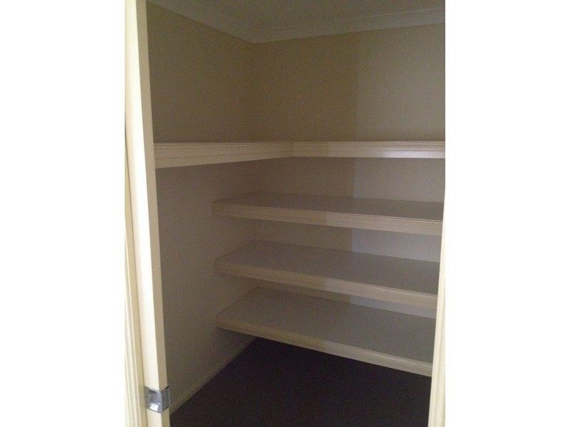 2/22 McILhatton Street, Wondai QLD 4606